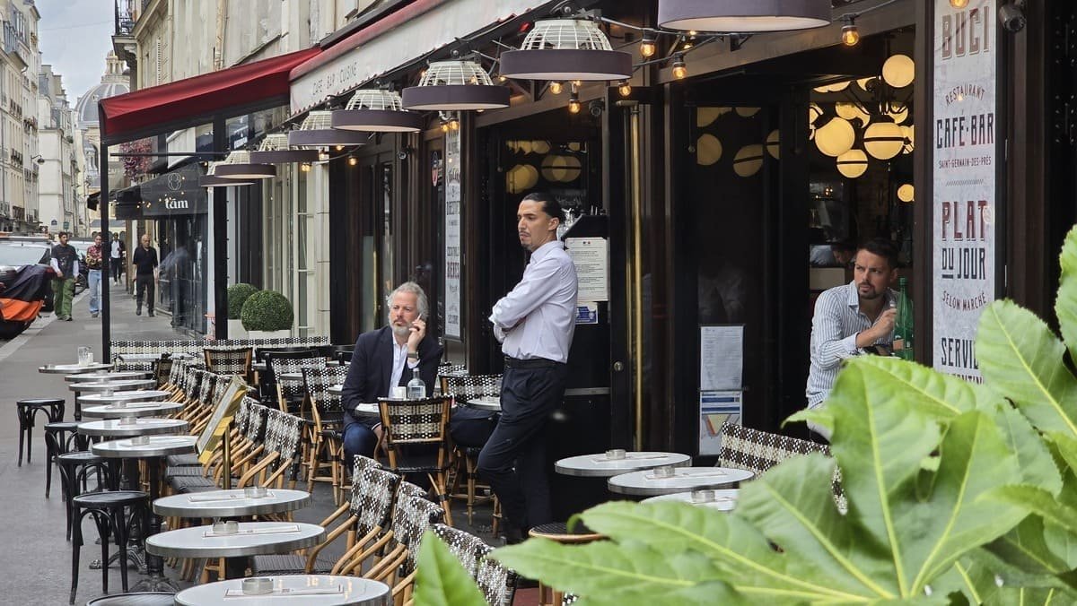 Café de Buci historic façade