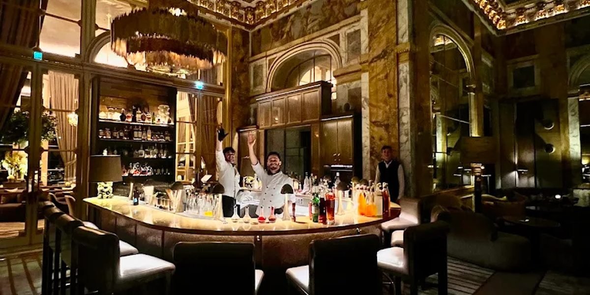 Bar Les Ambassadeurs, Hôtel de Crillon, place de la Concorde